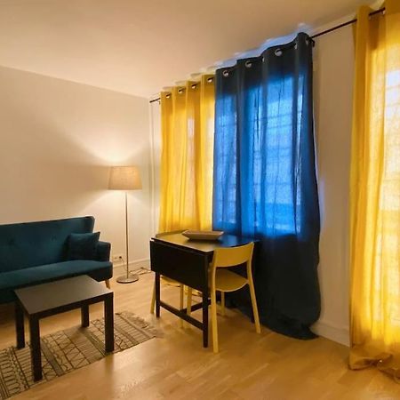 Beau Studio Cosy Et Calme - Face A La Gare De Rosny-Sous-Bois - 20Mn De Paris Et Disneyland Bagian luar foto