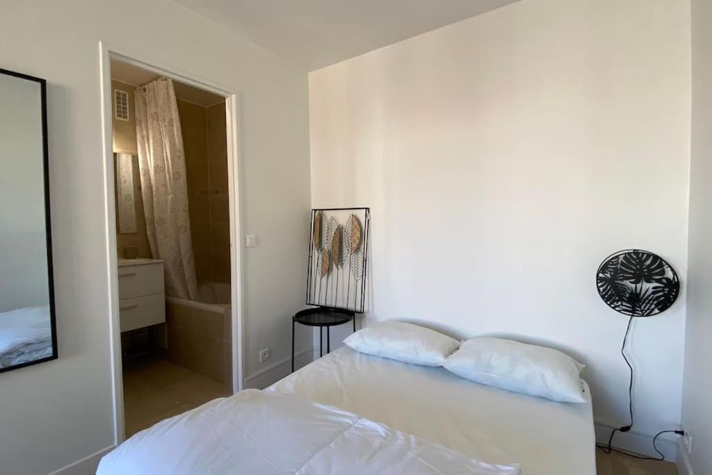 Beau Studio Cosy Et Calme - Face A La Gare De Rosny-Sous-Bois - 20Mn De Paris Et Disneyland Bagian luar foto